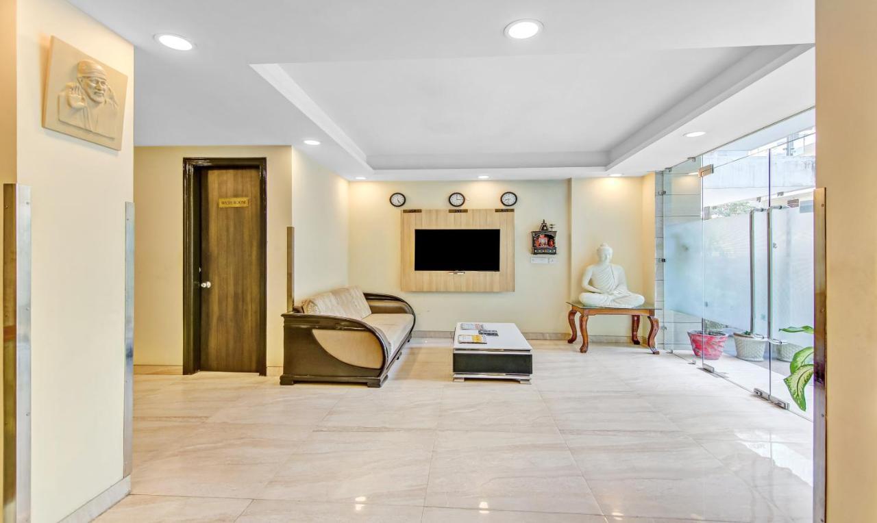 Treebo Sai Village Gold Souk - Sec 43 Gurgaon Exteriör bild