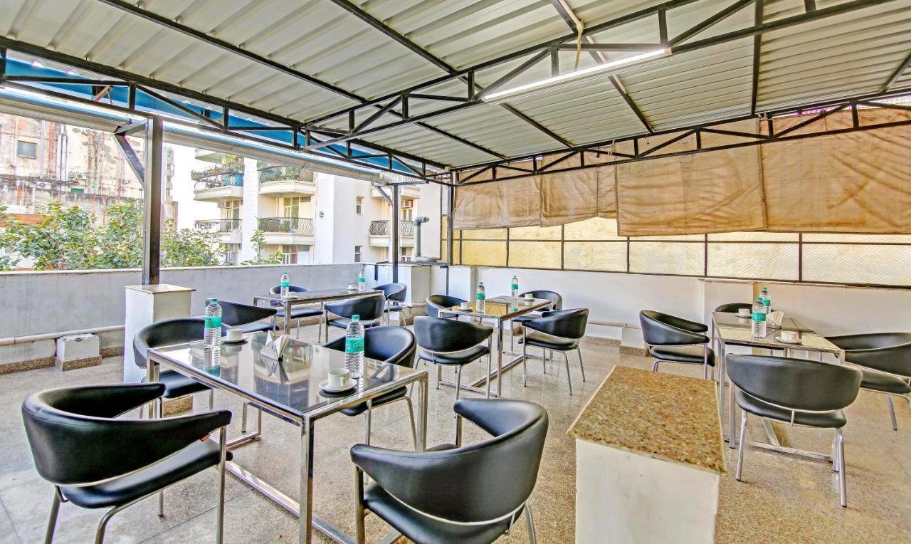 Treebo Sai Village Gold Souk - Sec 43 Gurgaon Exteriör bild