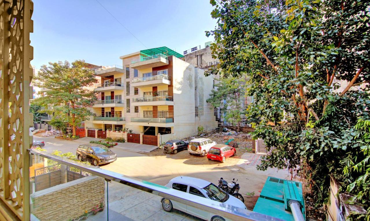 Treebo Sai Village Gold Souk - Sec 43 Gurgaon Exteriör bild