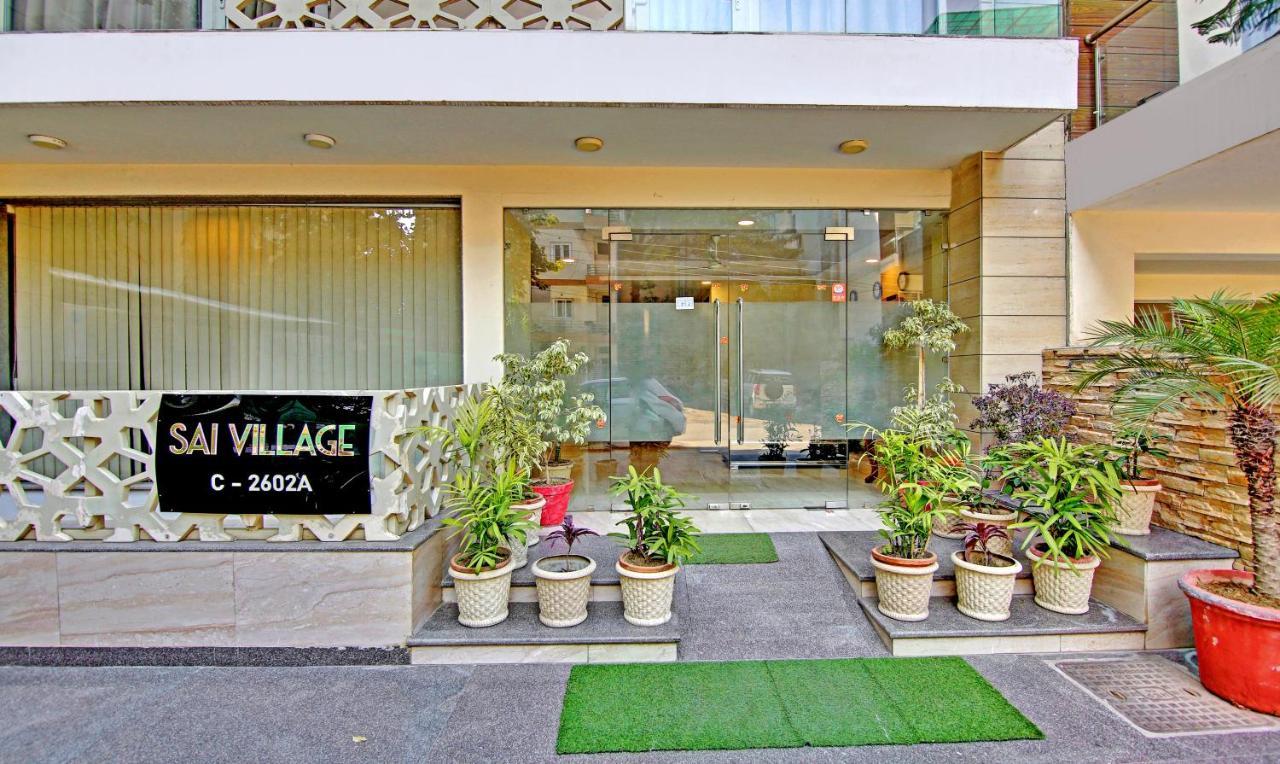Treebo Sai Village Gold Souk - Sec 43 Gurgaon Exteriör bild